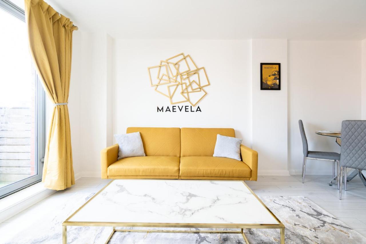 Maevela Apartments - Ultra Lavish Luxury 2 Bed Apartment City Centre - With Balcony - Free Secure Parking - Ps4 & Smart Tv'S เบอร์มิงแฮม ภายนอก รูปภาพ